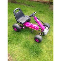 Girls go kart