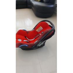 Maxi Cosi infant car seat and Easyfix base