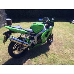 Kawasaki zx6r 636 2004