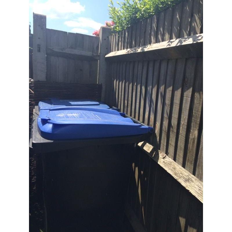 Recycling blue top bin FREE to collector