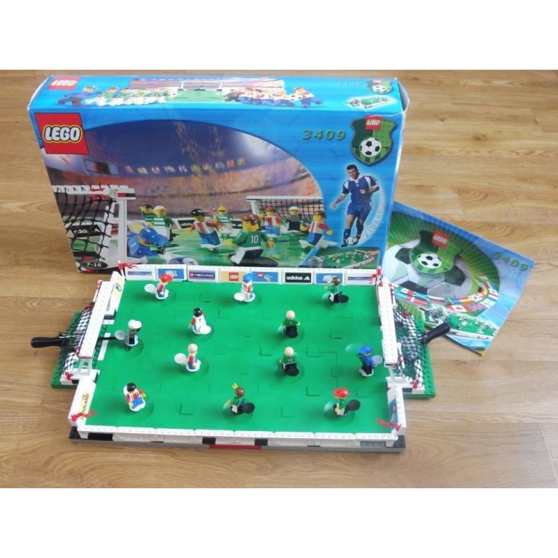 Football Lego sets 3409, 3402, 3403 & 3408