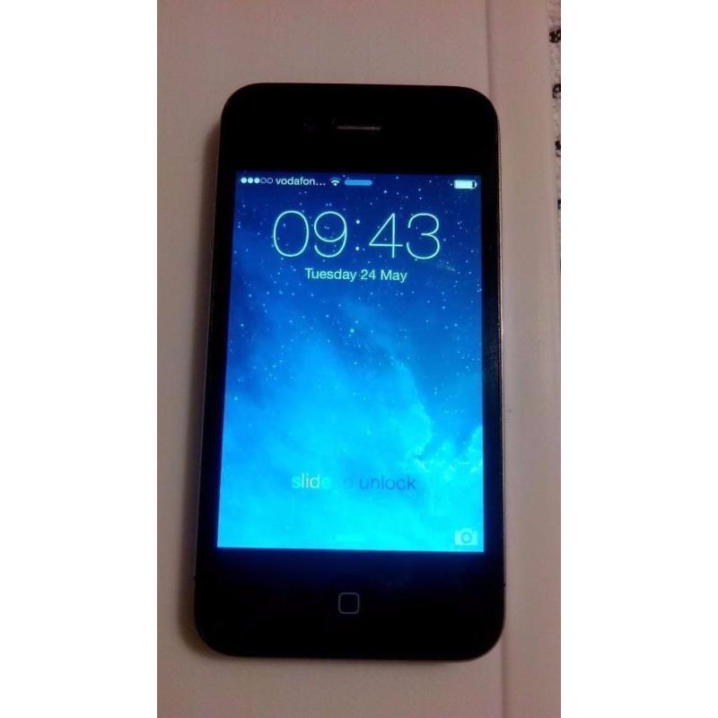 Apple IPhone 4S Black. Boxed. 16GB. In great condition. EE/Orange network..