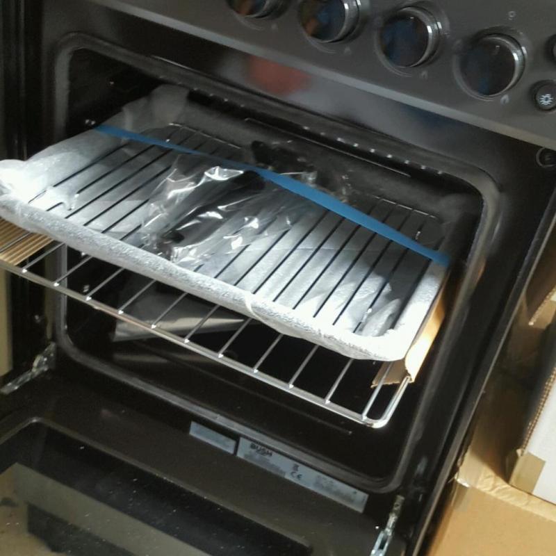 Bush ag56sa gas cooker. Brand new