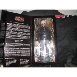 star wars scum & vallainy Mos Eisley Cantina boxed figure excellent cond. EXTREMELY RARE!!!