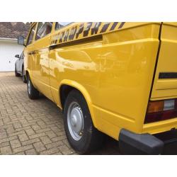 1981 VW T25 2.0 Air-Cooled CI Autohomes Campervan 4-Berth in Yellow