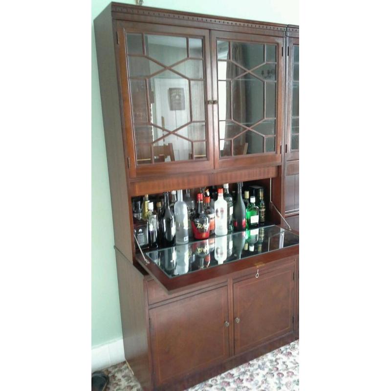 Display cabinet