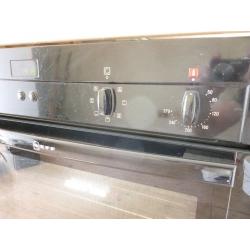 NEFF Built in Oven