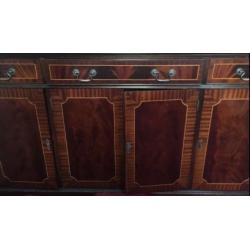 Large Reproduction Mahogany Veneer Sideboard with lockable cupboards (with key)