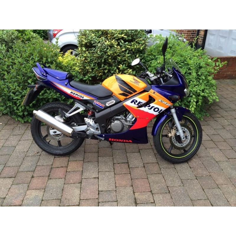 Honda CBR 125 RS, REPSOL colours, 2005, 9000 miles, long MOT