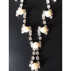 Pearl and Crystal Jewellery Set