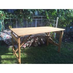 Garden trestle table