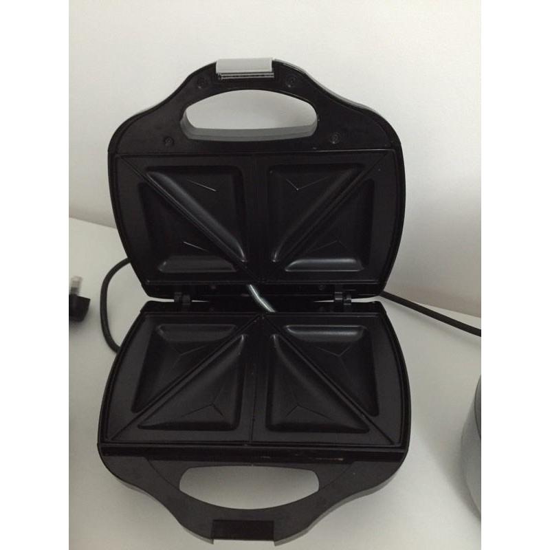 Sandwich maker