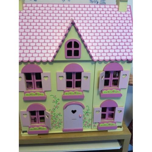 Children's wooden dolls house