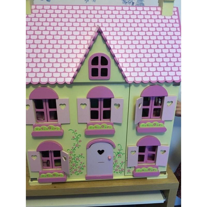 Children's wooden dolls house