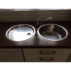 Sink & drainer