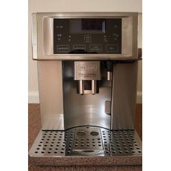 De'Longhi Prima Donna Avant ESAM6700 15 Bar Bean to Cup Espresso + Cappuccino Machine - Boxed
