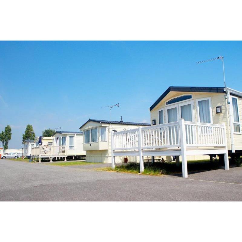 Static Caravan Nr Clacton-on-Sea Essex 3 Bedrooms 8 Berth ABI Hathaway 2004