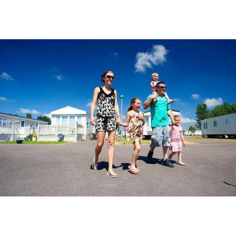 Static Caravan Nr Clacton-on-Sea Essex 3 Bedrooms 8 Berth ABI Hathaway 2004