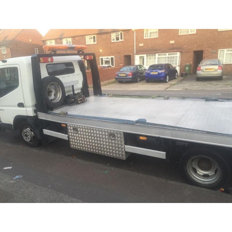 Recovery Truck Mitsubishi