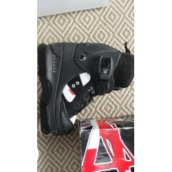 Anarchy Chaos 3 Inline Skates Size 9