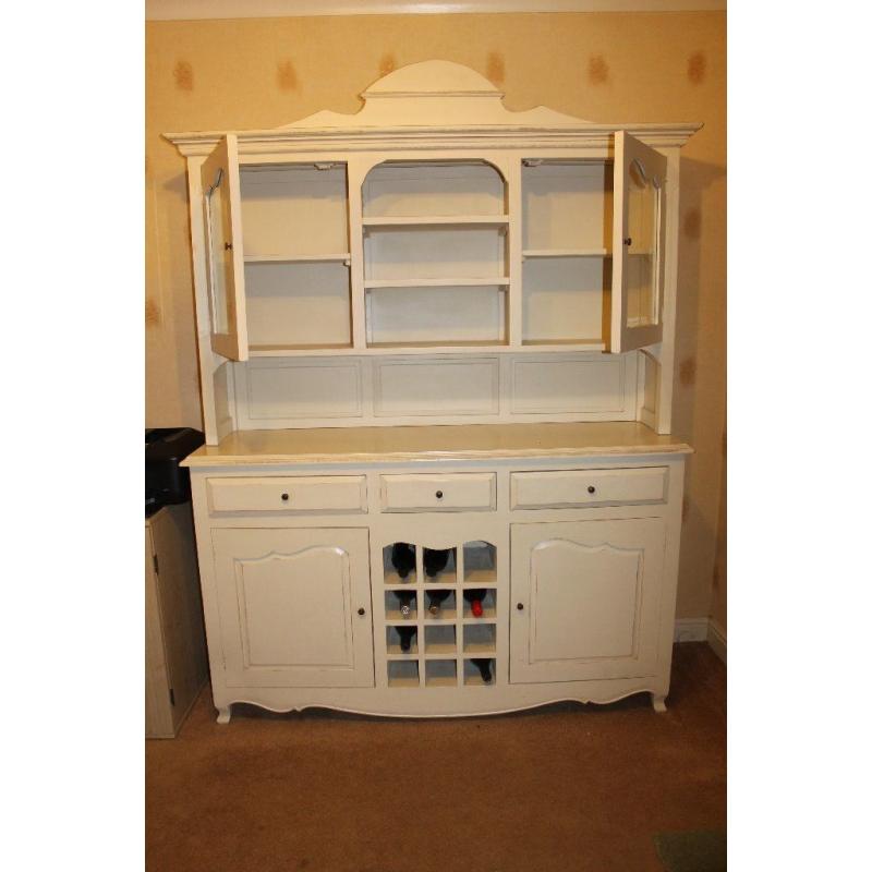 Shabby Chic Dresser
