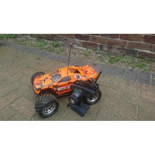 Hpi bullet nitro car