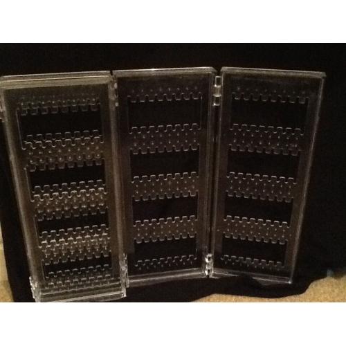 Folding earring holder/display stand with 4 panels. Perfect condition.