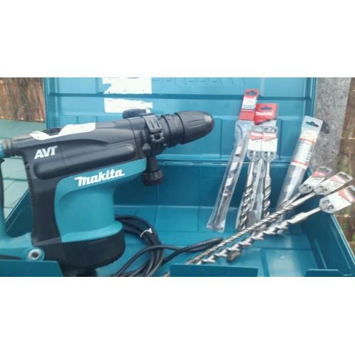 Makita AVT SDS Hammer