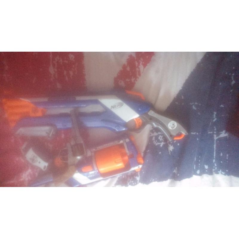 3 assorted toy guns