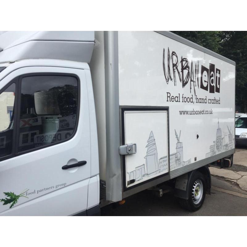 Mercedes-Benz Sprinter 2.1TD 313CDI MWB temp controlled box van 1 owner