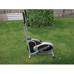 CROSS TRAINER