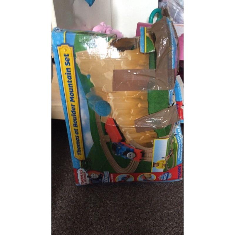 NEED GONE ASAP Thomas Toys