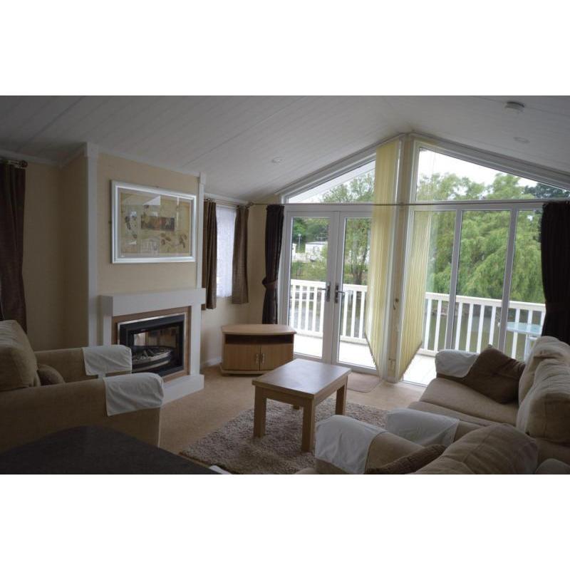 Static Caravan Nr Clacton-On-Sea Essex 2 Bedrooms 4 Berth Atlas Jasmine Lodge