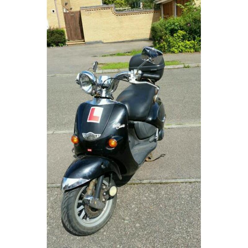 Aprillia Mojito 125 Custom
