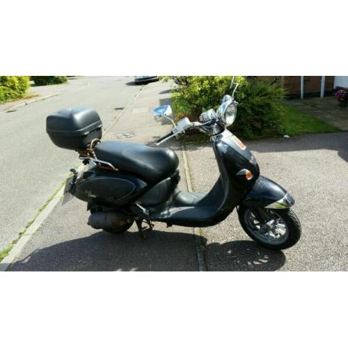 Aprillia Mojito 125 Custom