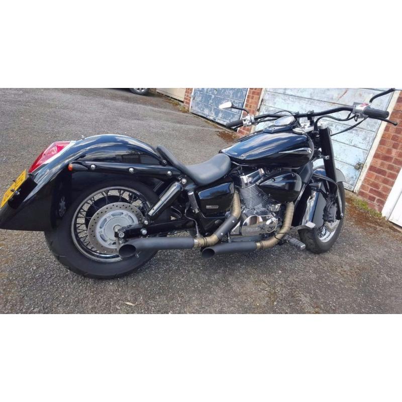 2012 HONDA SHADOW VT 750 CS-A BLACK Only 4000 miles on clock Excellent condition