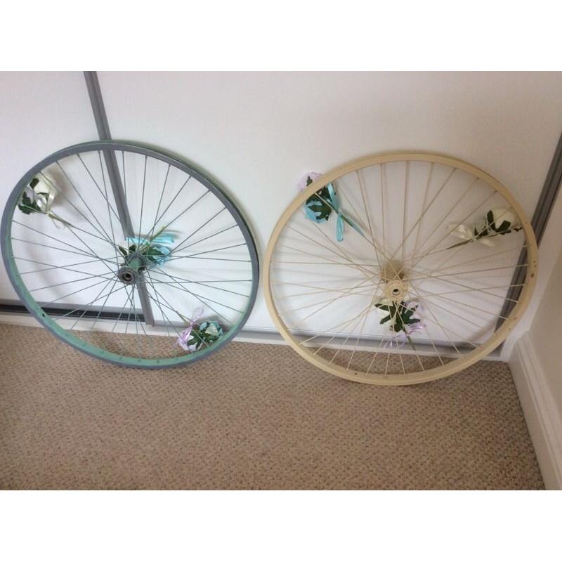 2x bicycle wheel photo holder wedding prop