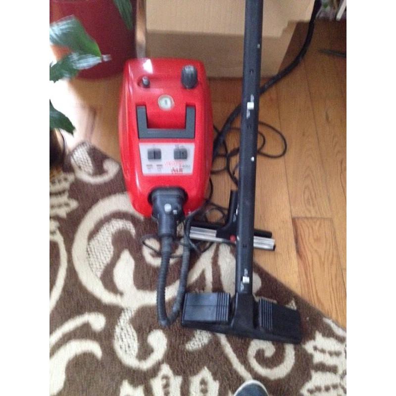 Steam cleaner