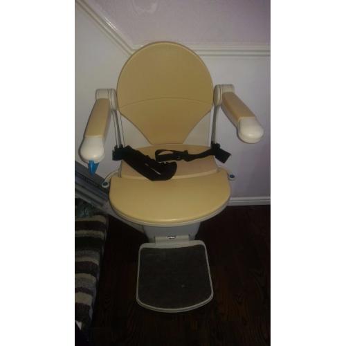 Minivator stairlift in full working order, new batteries fitted, 2 remotes & spare keys included