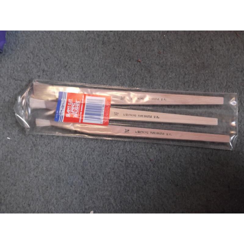 Slant Cut Lining Brushes