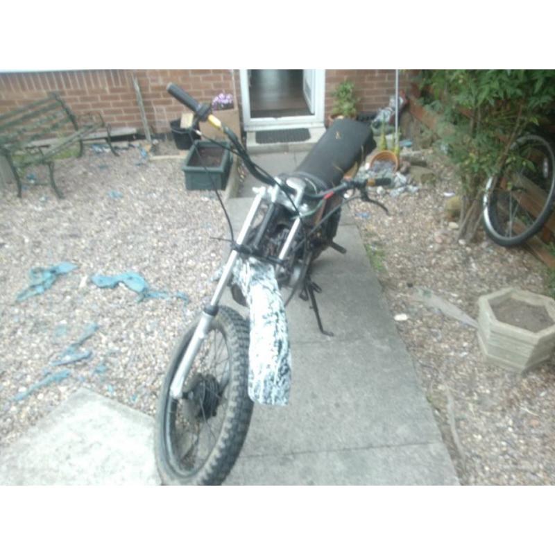 Honda mt50 - h100 off road bike