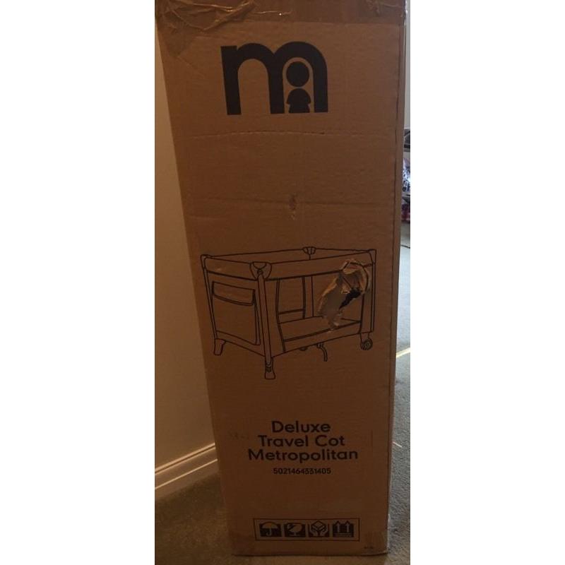 Like new - travel cot (optional extra mattress made for the travel cot 10cm)