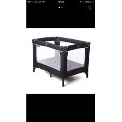 Travel cot