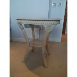 Beautiful Round Table. Perfect for a hallway, landing, conservatory or even a large bedroom.
