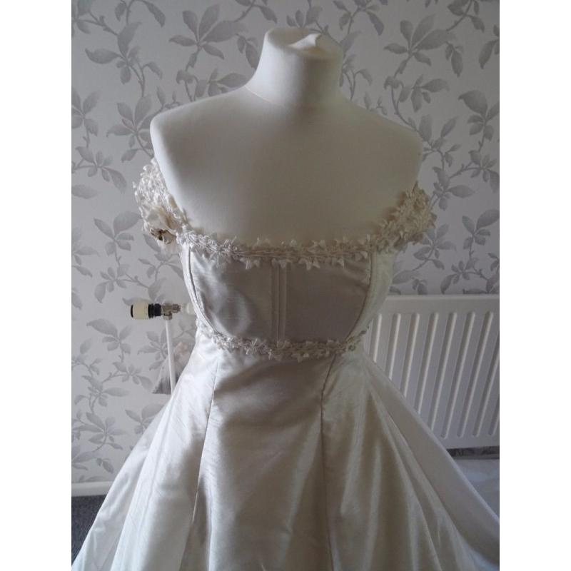 17= ivory silk wedding dress