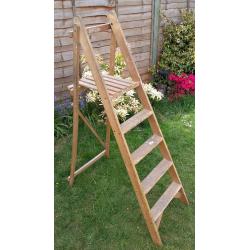 Wooden Step Ladder - functional / upcycling potential
