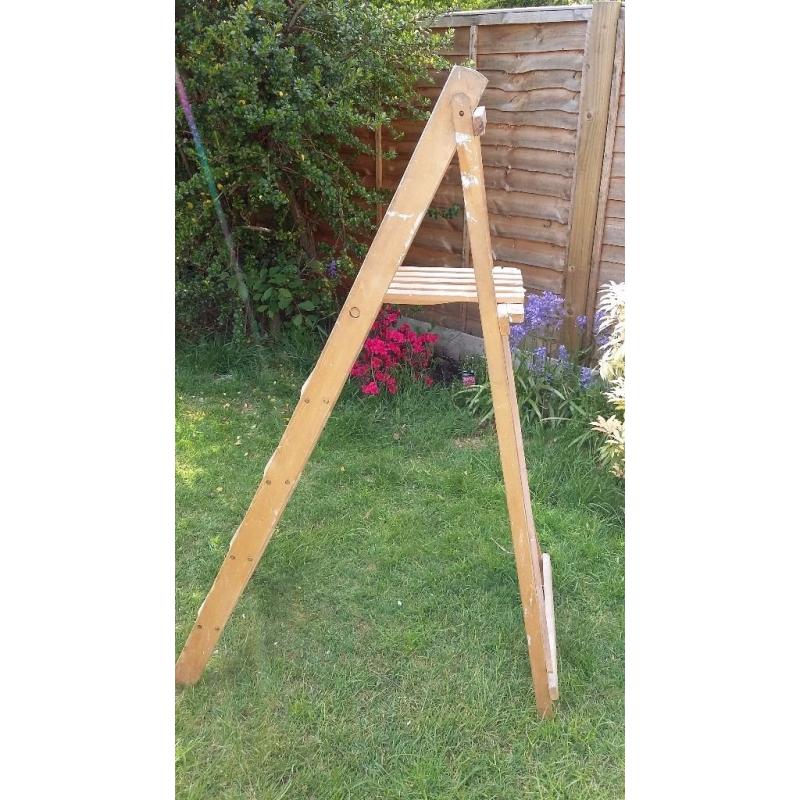 Wooden Step Ladder - functional / upcycling potential