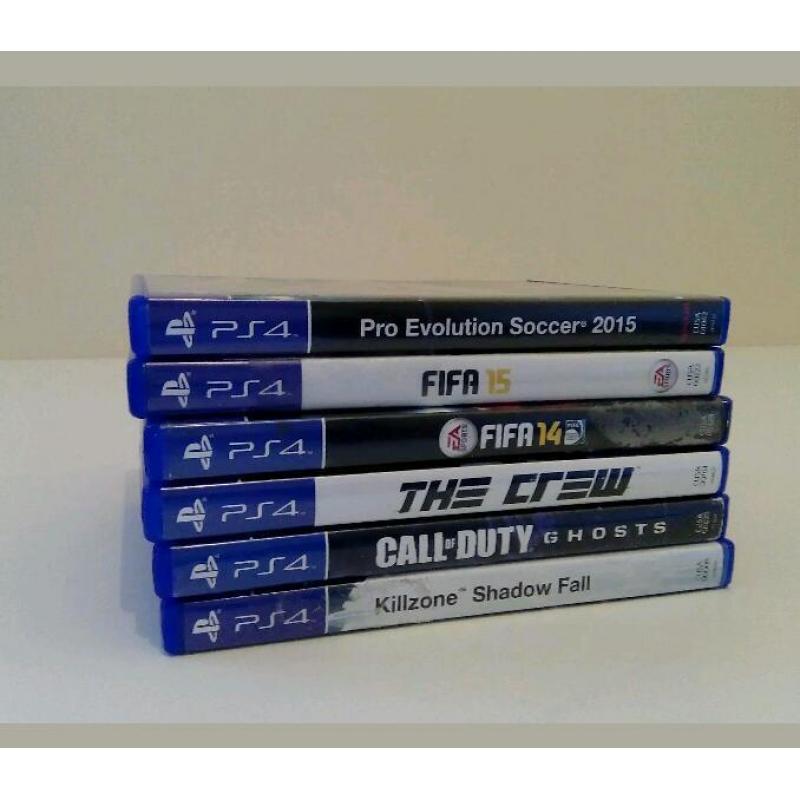 PS4 black with 6 games 2 controllers