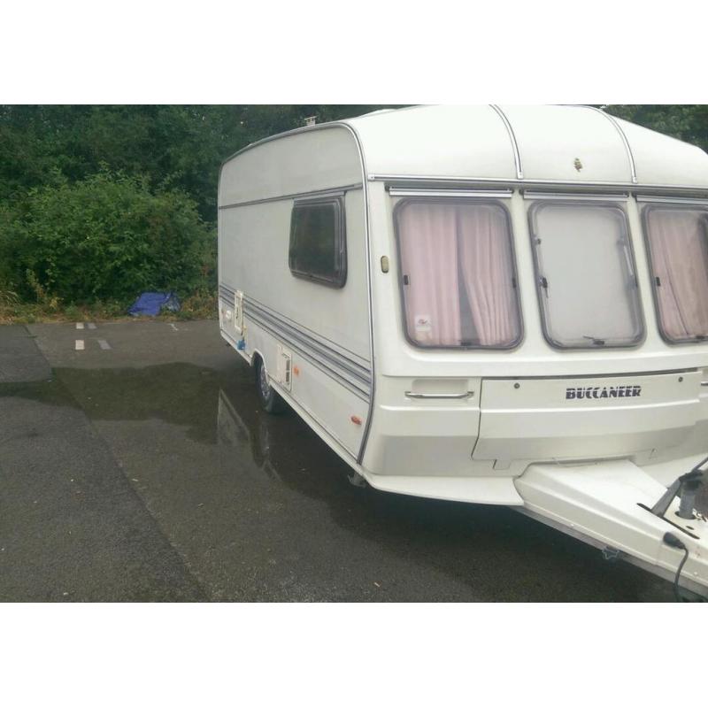 1990 buccaneer 2 birth caravan