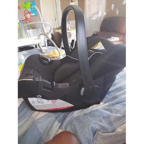 Baby car seat